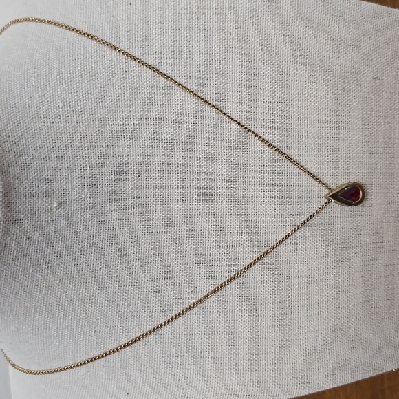 AVON BIRTHSTONE (OCTOBER) TEARDROP PENDANT NECKLACE - Picture 1 of 5